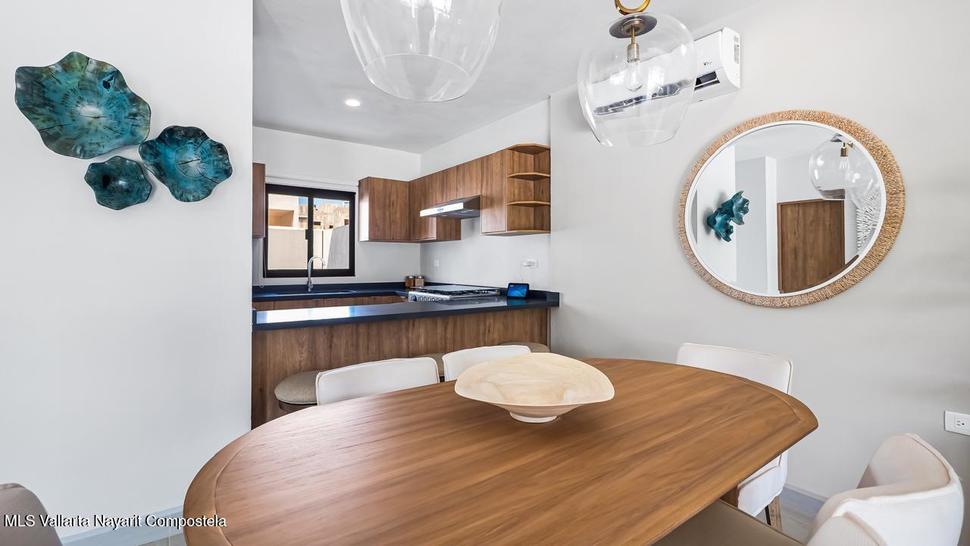 20251111175653863691000000 o