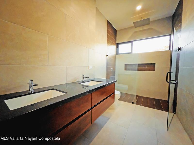 20251216214400570673000000 o