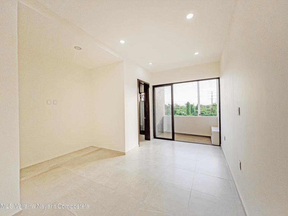 20251216214440310387000000 o