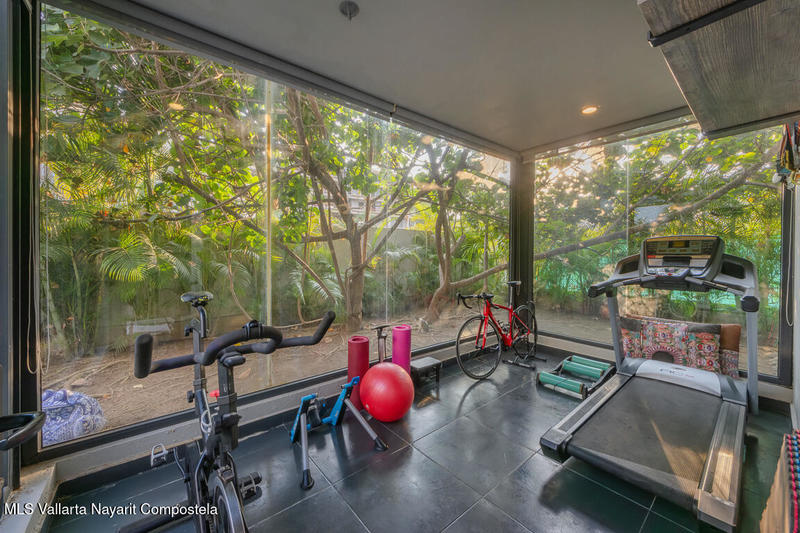 20251217214009547091000000 o