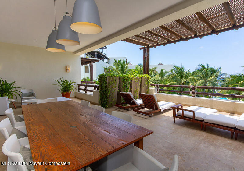 20250822194205917540000000 o