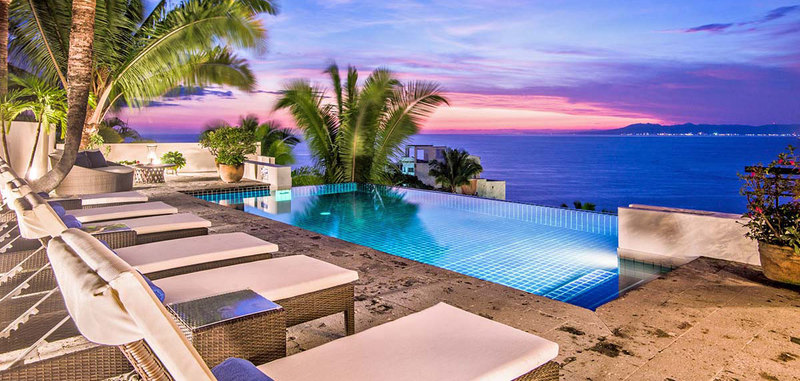 Puerto vallarta lucia 32