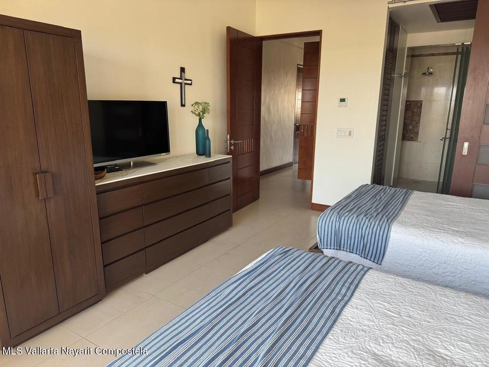 20260110192235182033000000 o