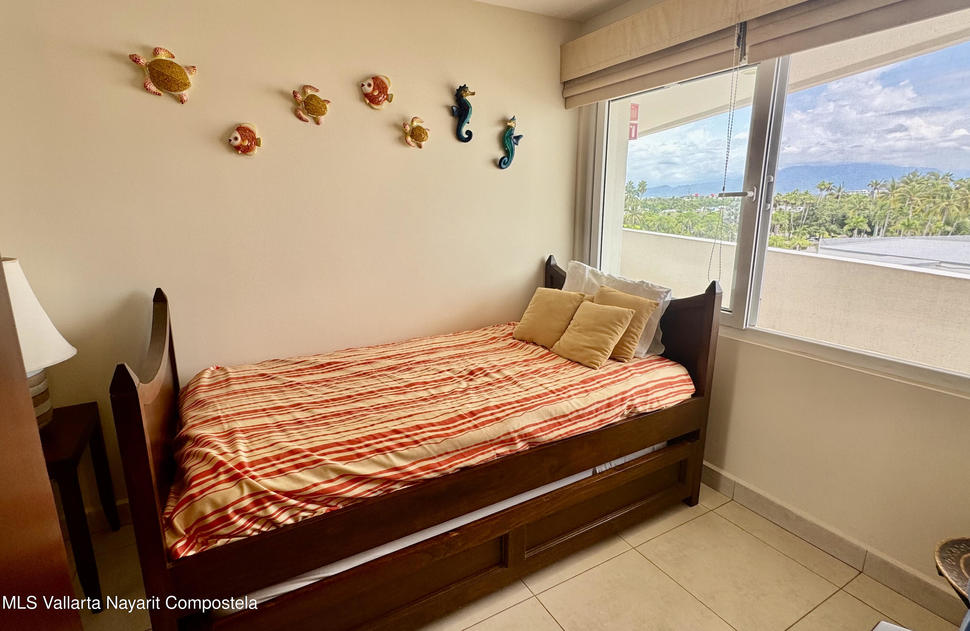 20251005181759209581000000 o