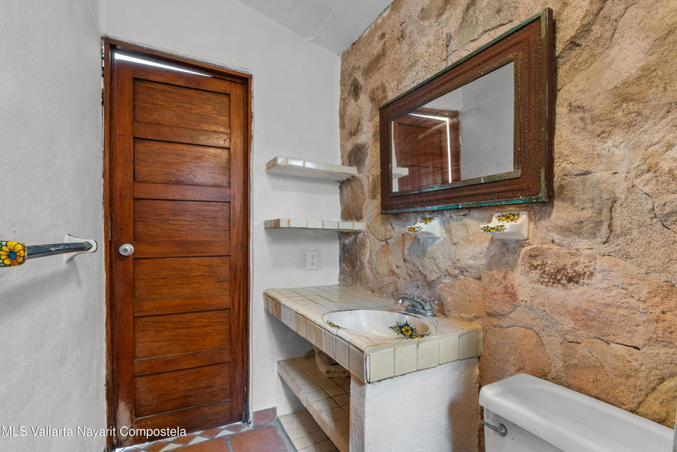 20250922204111210963000000 o