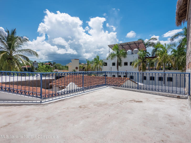 20251010220516237564000000 o