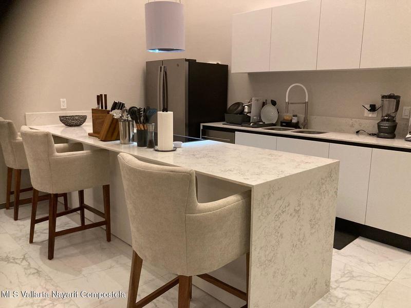 20250912205100663955000000 o