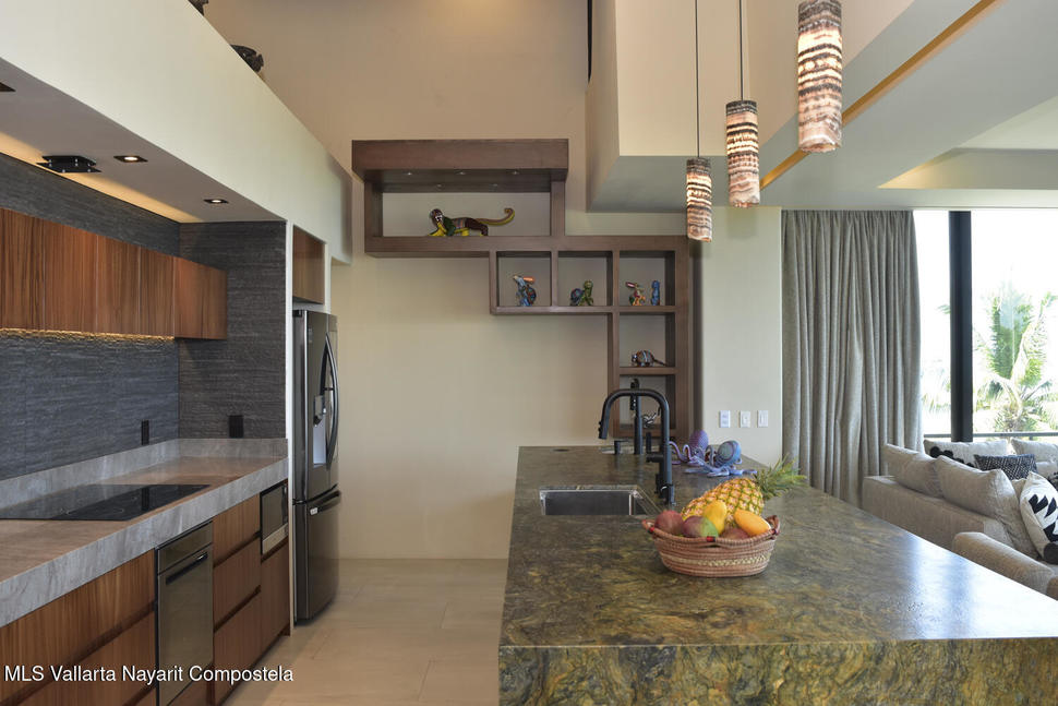 20250518183415427833000000 o