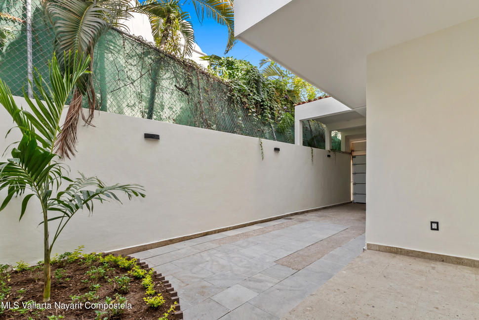 20260122180225042389000000 o