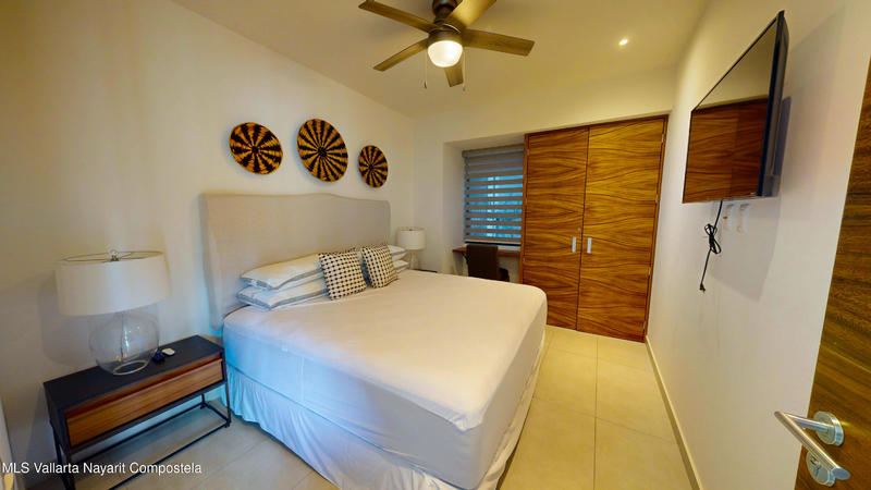 20251016224107327087000000 o