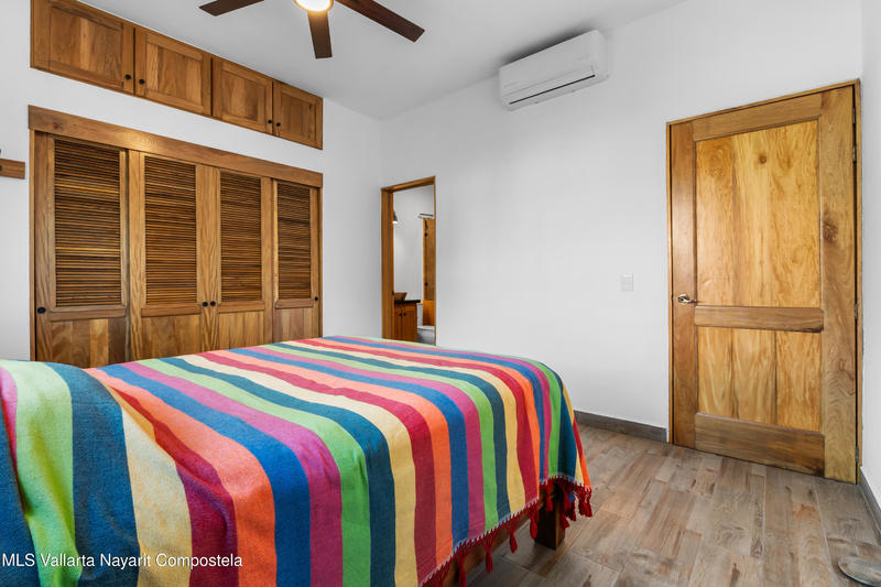 20251231205317947456000000 o