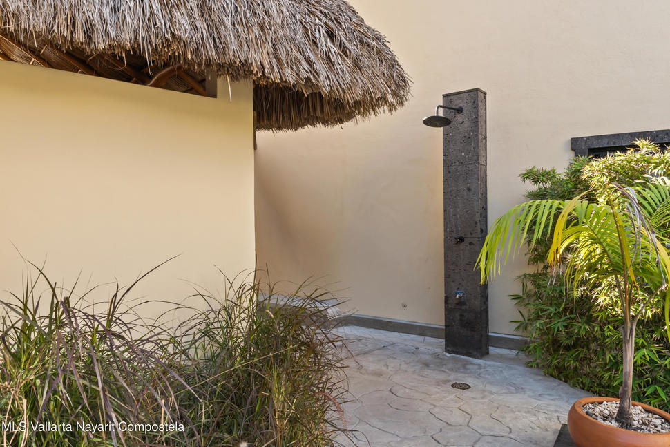 20251231205448938050000000 o