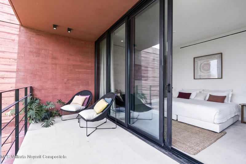 20250710204016049637000000 o