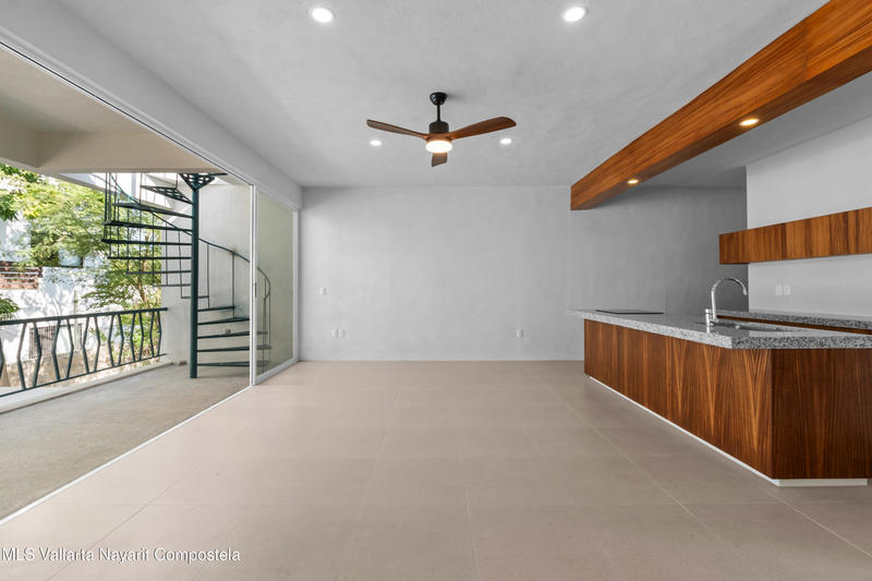 20251217204910867641000000 o