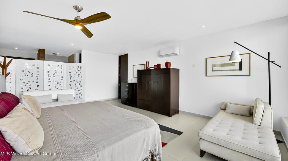 20251128052412262268000000 o