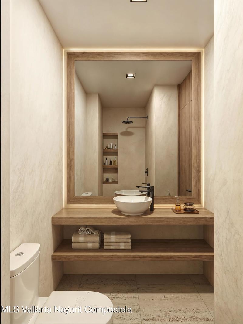 20250812232304143579000000 o