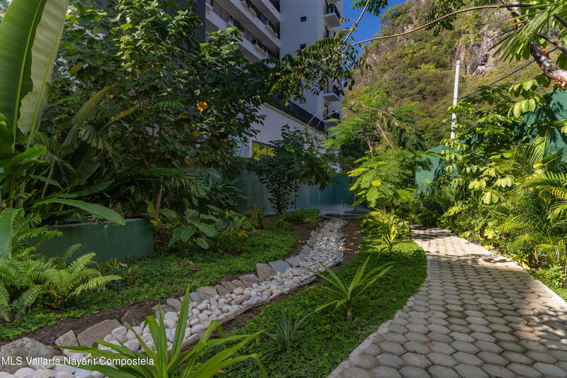 20251226204816704846000000 o