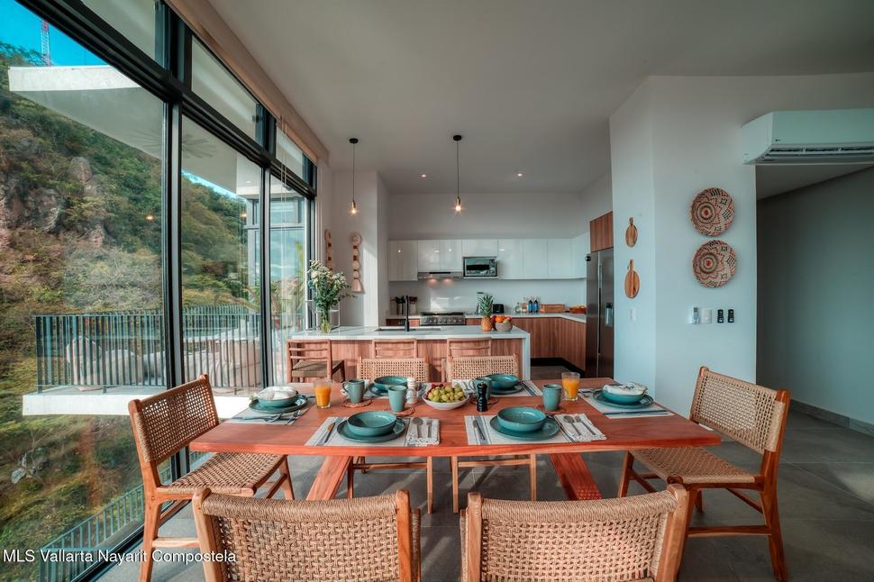 20260102190045176802000000 o