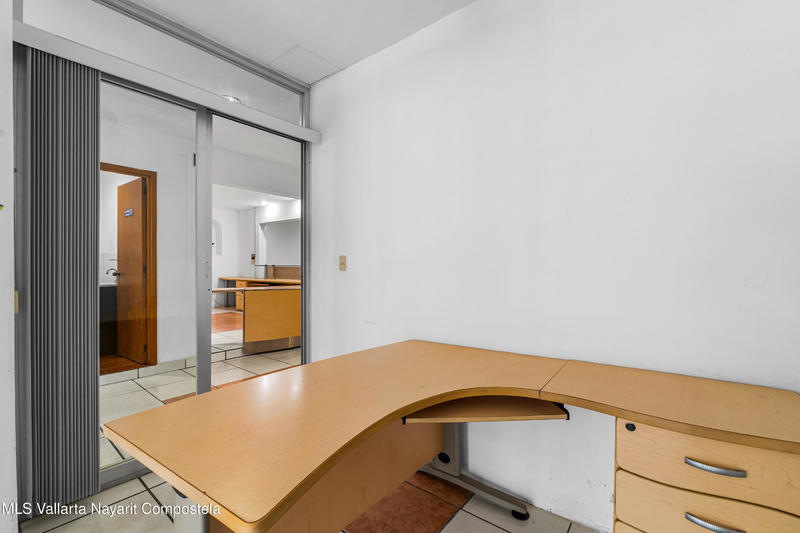 20251011031604217990000000 o