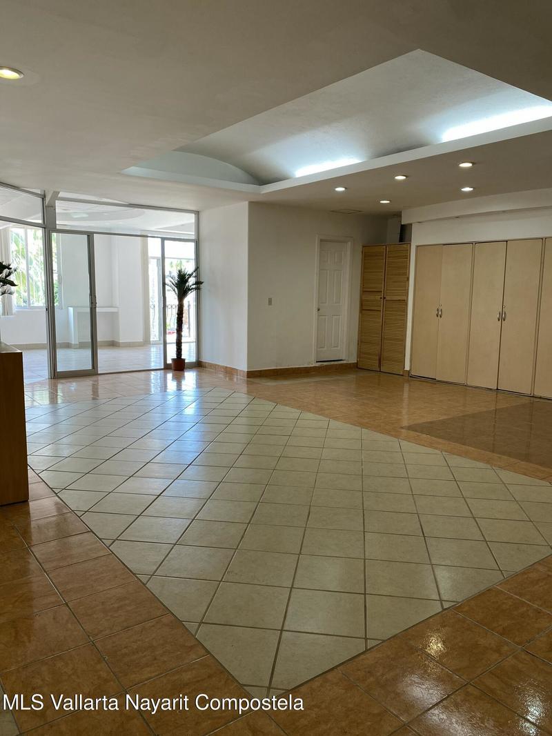 20251008230320671746000000 o