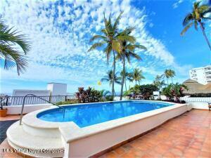 20251004175530032985000000 o