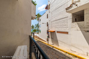 20251004175537895485000000 o