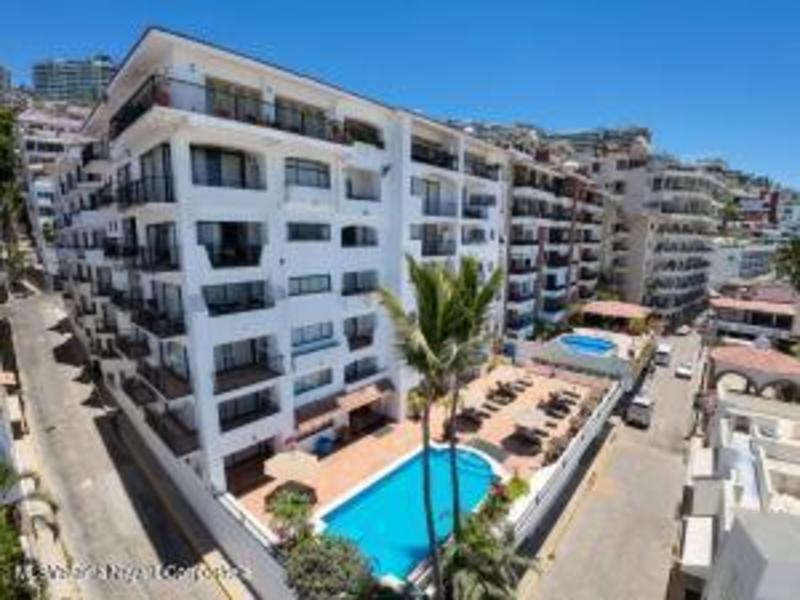 One Beach Street 306B-2