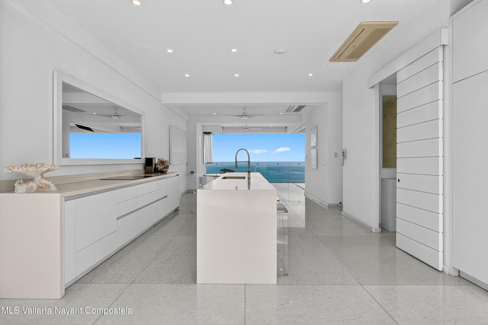 20251027060318573728000000 o