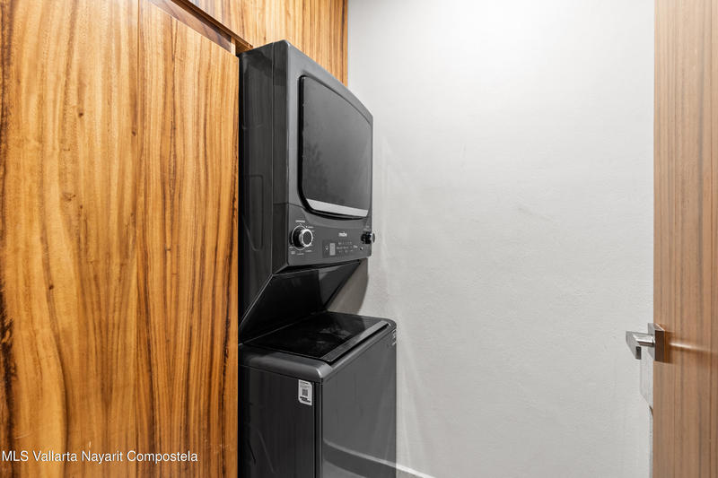 20250715010658542068000000 o