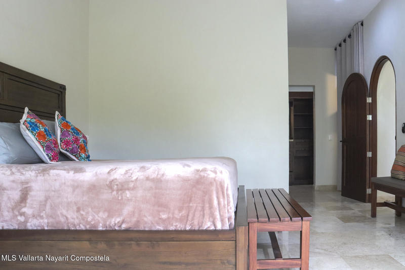 20250829193053153018000000 o