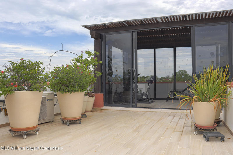 20250829193123696276000000 o