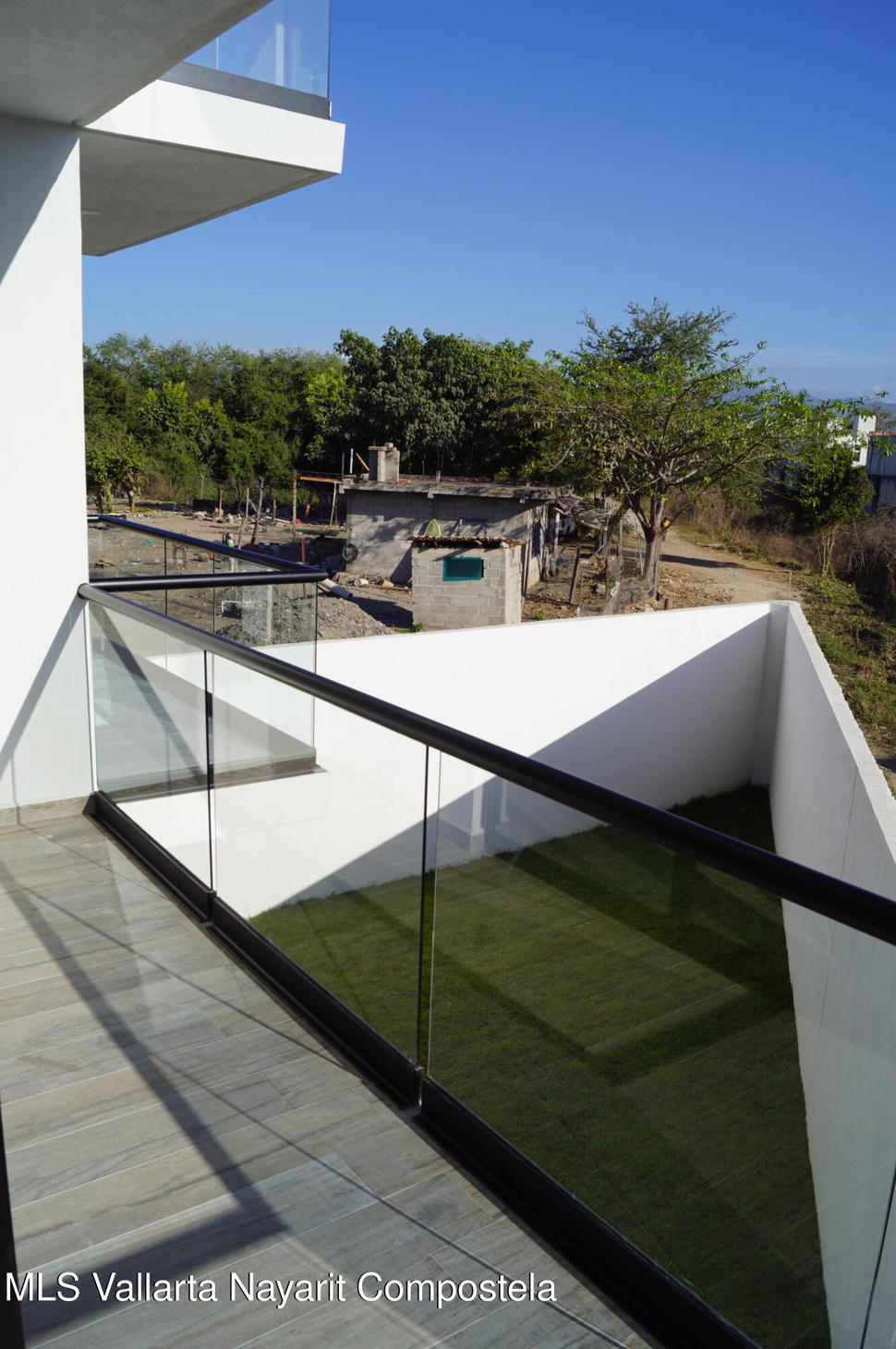 20251217182935788190000000 o