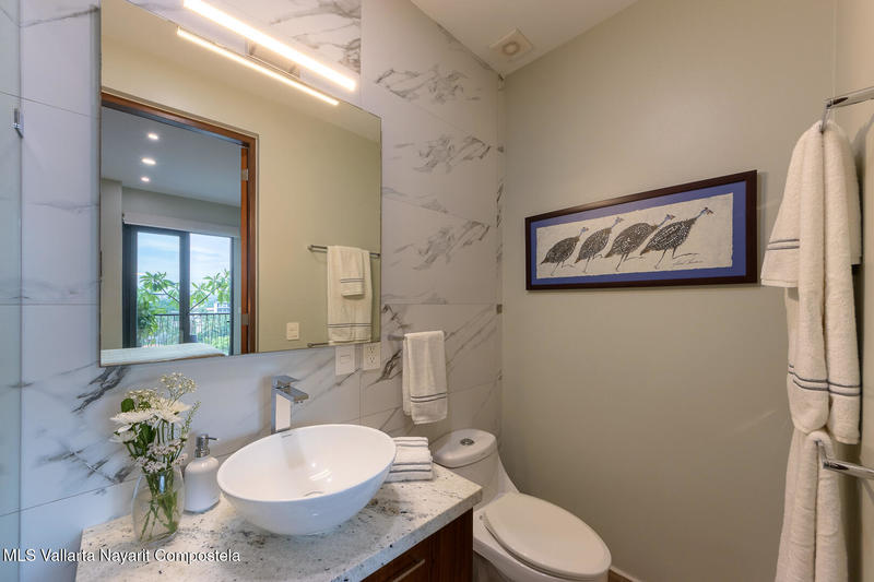 20250927212437665800000000 o