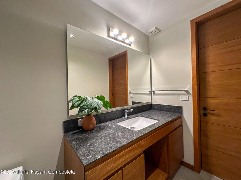 20251003155131005388000000 o