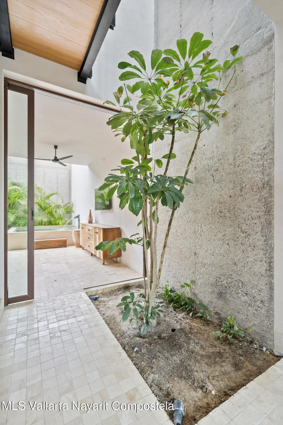 20250708200154872793000000 o