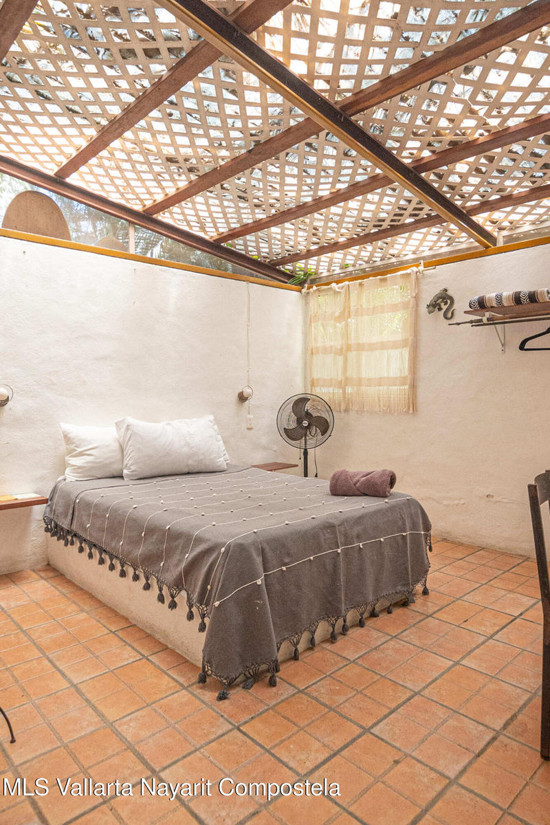 20251224172245490880000000 o