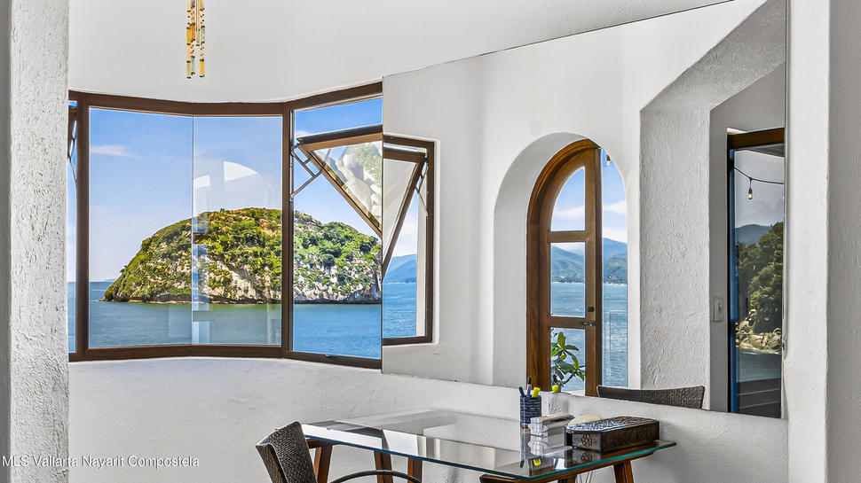 20250806211023987514000000 o