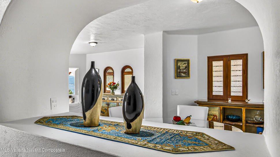 20250806211258180335000000 o