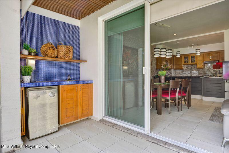 20251226175641068287000000 o