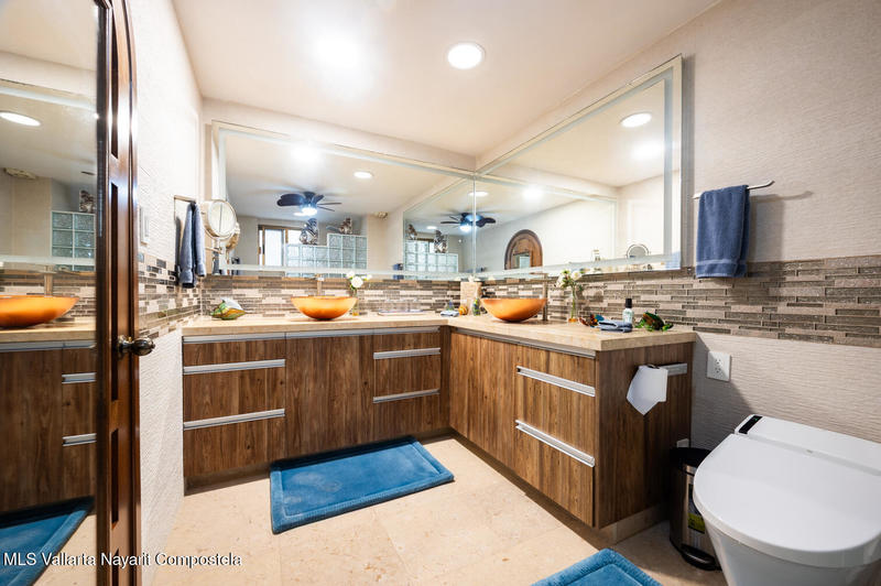 20251113184612833358000000 o