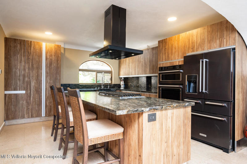 20251113184614438923000000 o