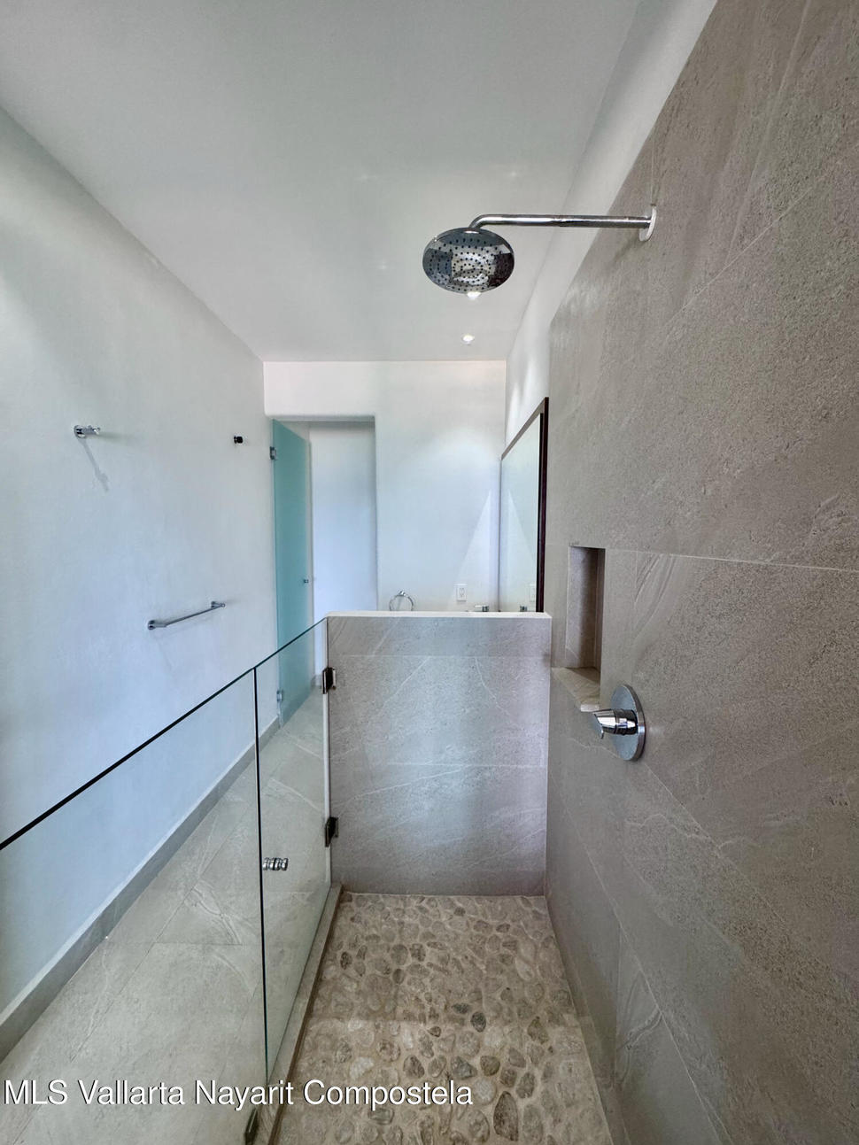 20251209035147696608000000 o