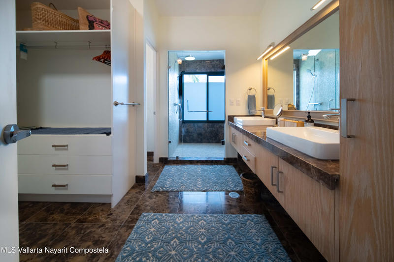 20250902171804823914000000 o