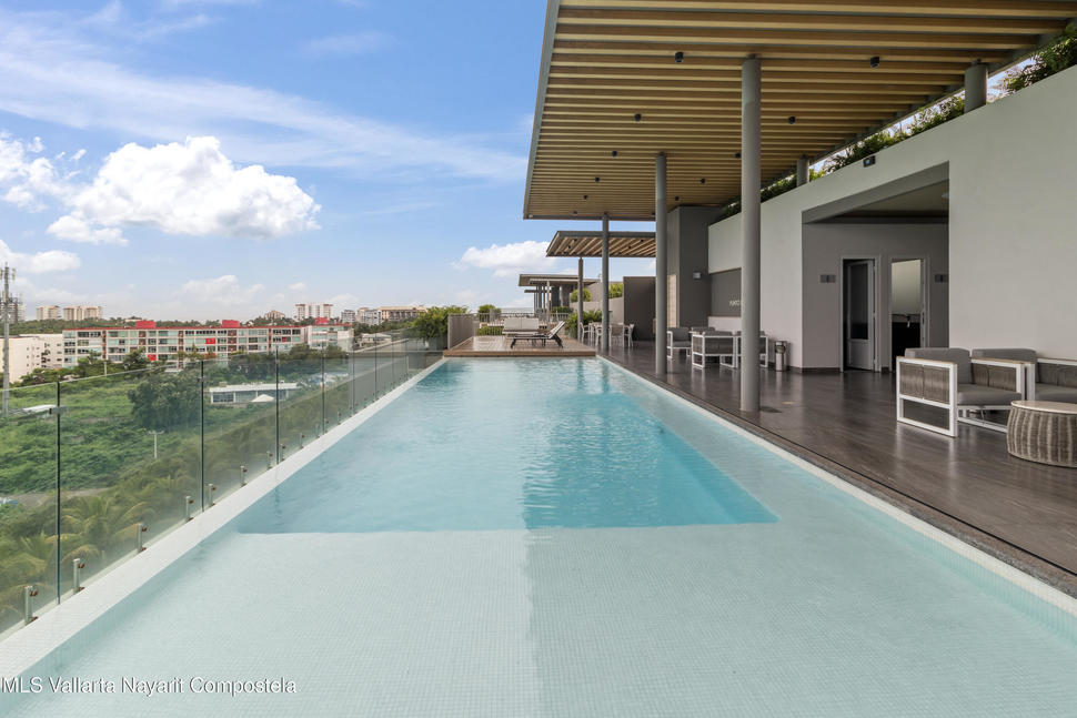 20251105210945094570000000 o