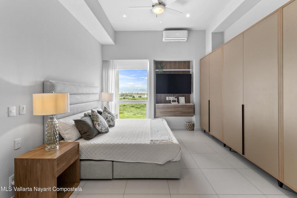 20251105211556007802000000 o