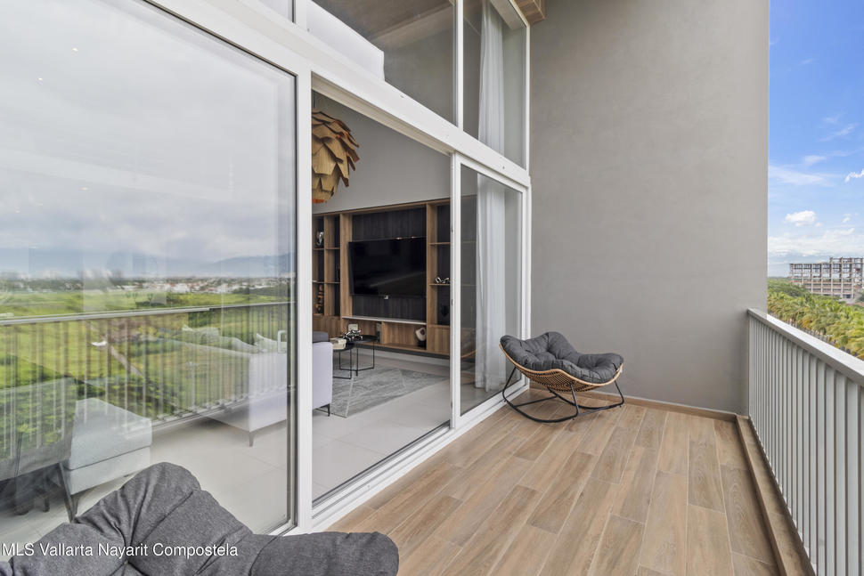 20251105212002508963000000 o