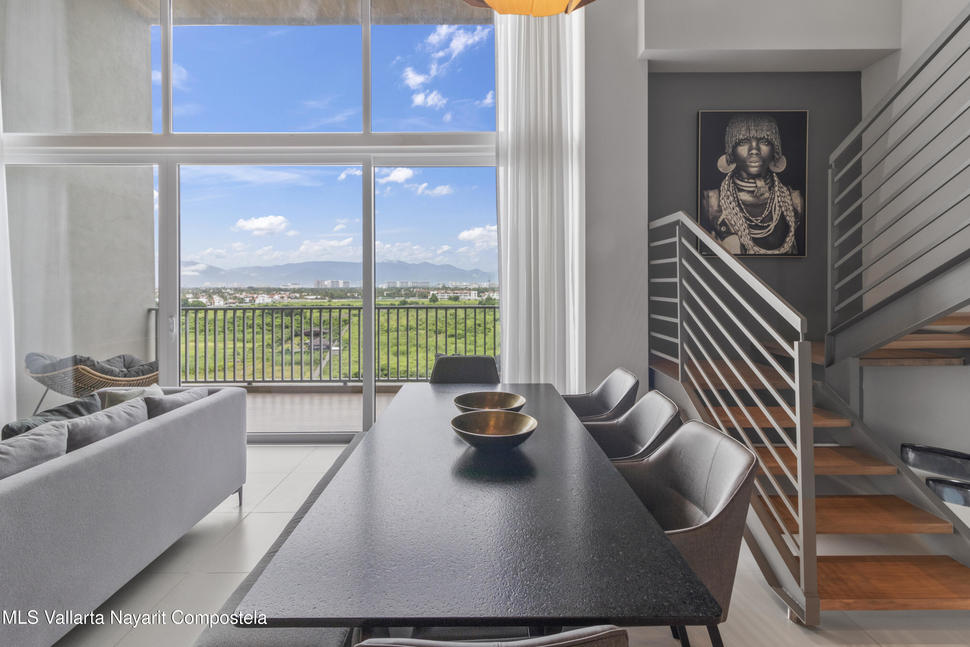 20251105212107079948000000 o