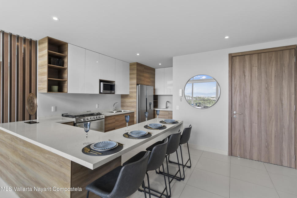 20251105212305887824000000 o