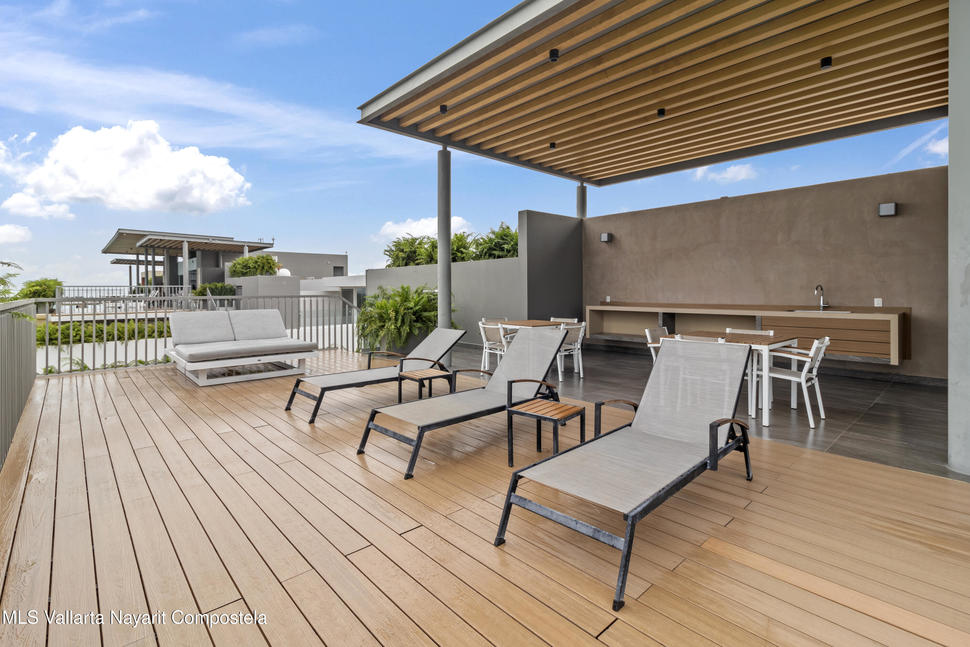 20251105202352548684000000 o