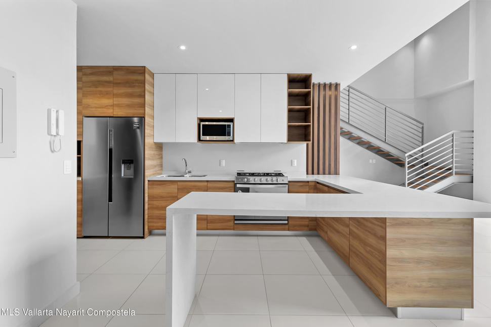 20251105203631606599000000 o